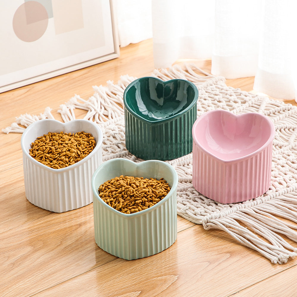 Inclined Ceramic Pet Bowl – Durable and Practical Elevated Feeding for Dogs