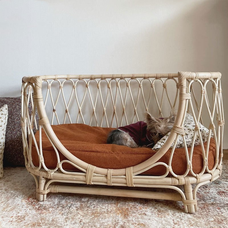 Handmade Rattan Pet Bed – Stylish Woven Sofa for Dogs